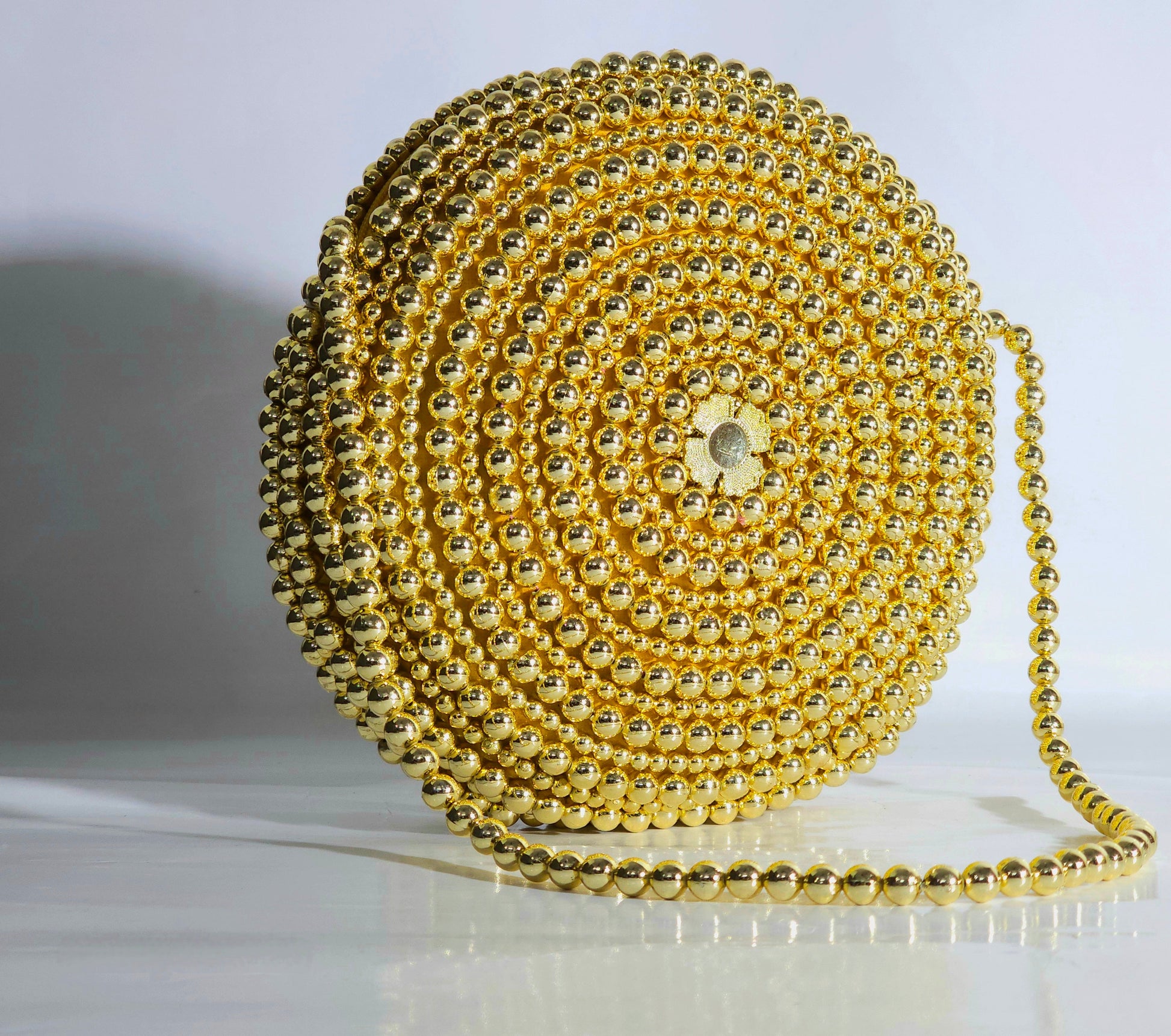 The Golden Pearl 🧡 - An Element of Pure Gold & Radiance