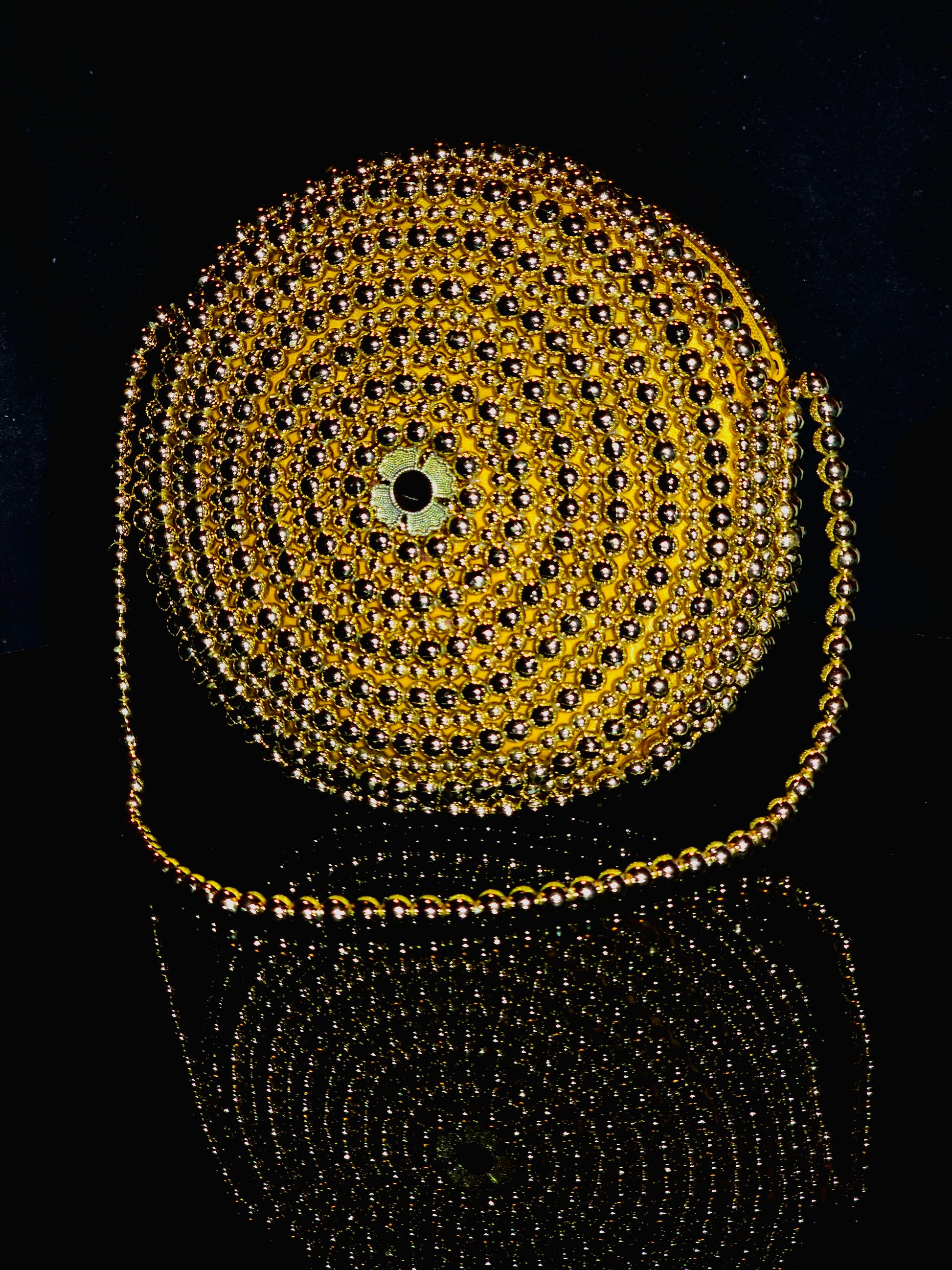 The Golden Pearl 🧡 - An Element of Pure Gold & Radiance