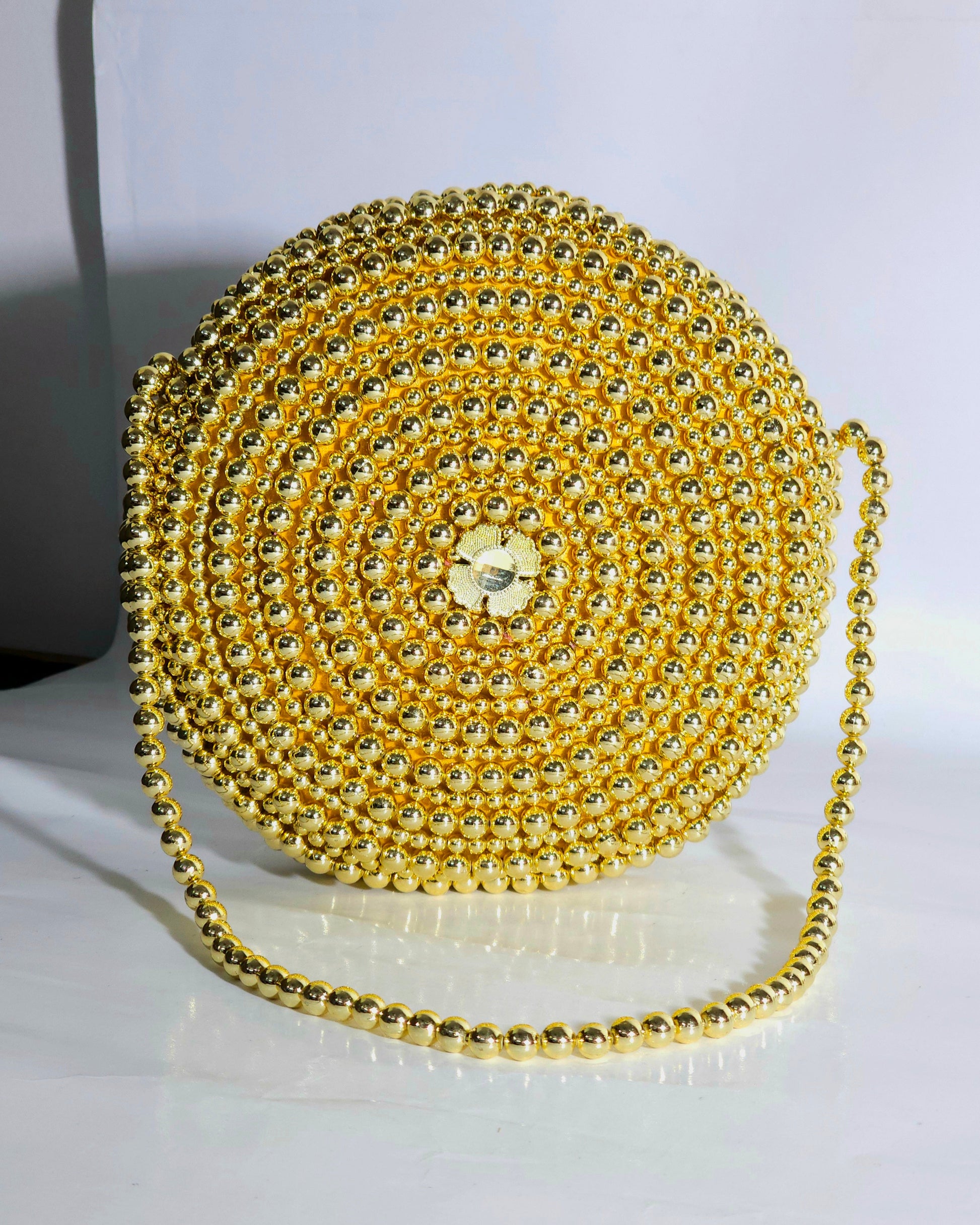 The Golden Pearl 🧡 - An Element of Pure Gold & Radiance