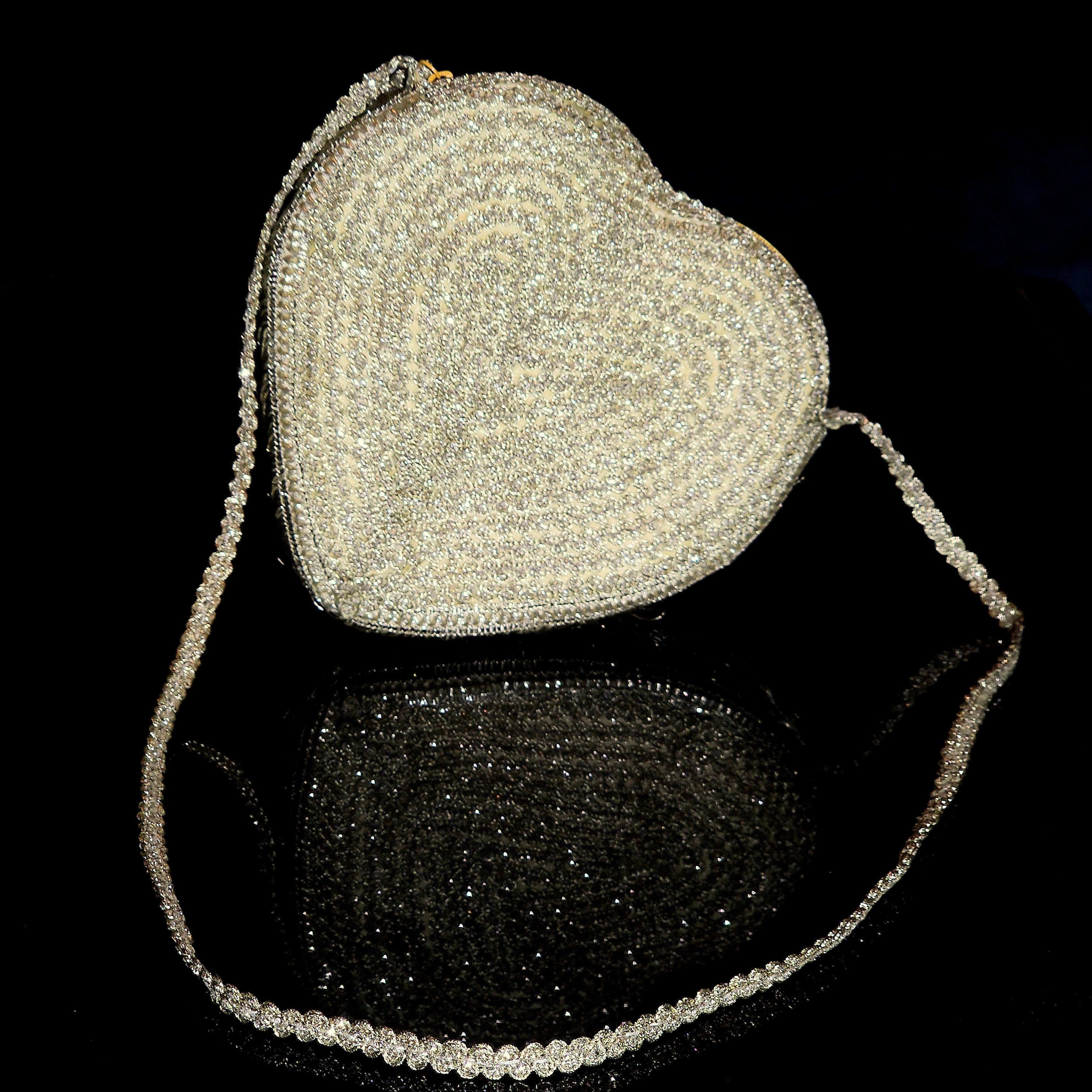 The Moonlit Heart - The Glow of Dreams & The Spark of Stars