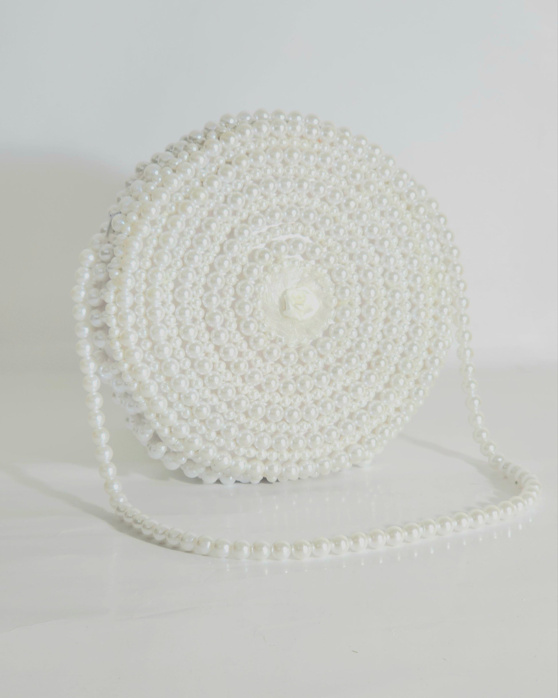 The White Pearl 🤍 –An Element of Purity & Grace