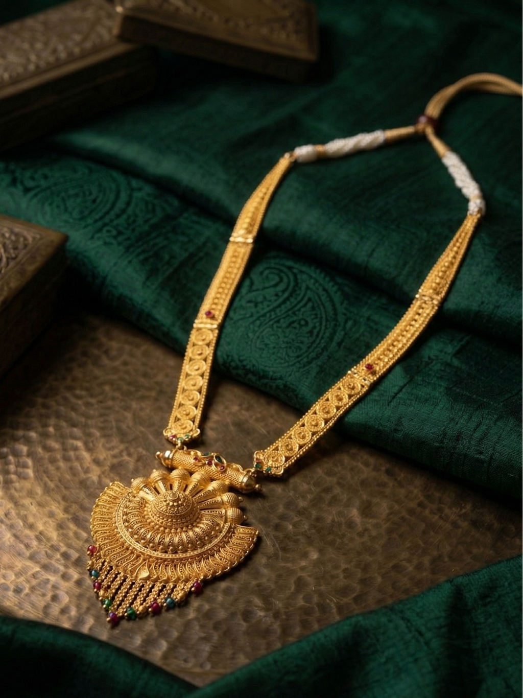 Surya Haar Necklace Set