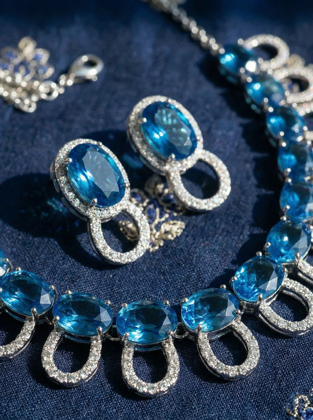 Sapphire Loop Necklace Set