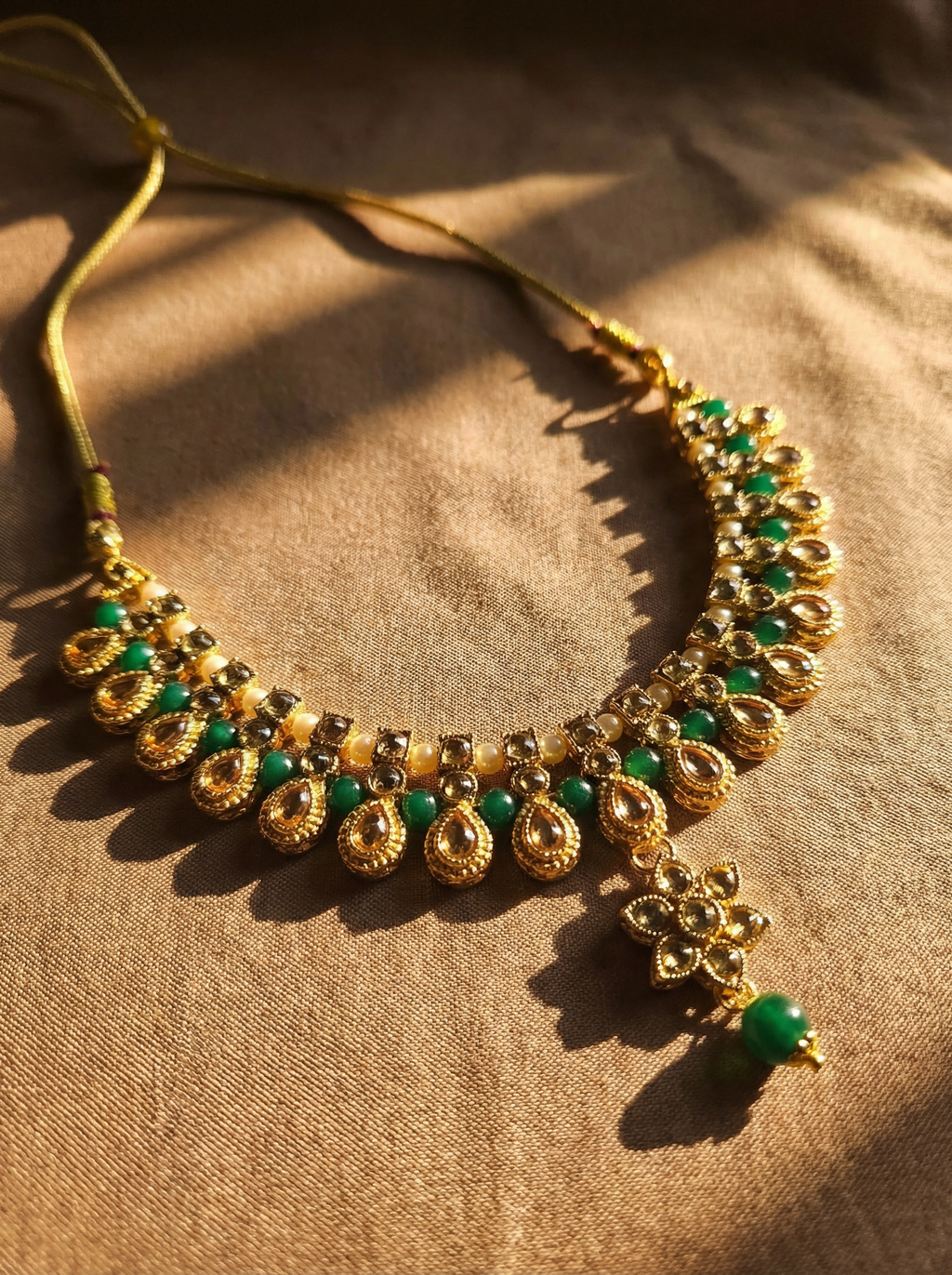Emerald Halo Choker Set
